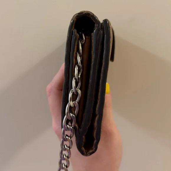 *Beautiful* Fendi - Selleria Peekaboo Long Wallet - Picture 3 of 13